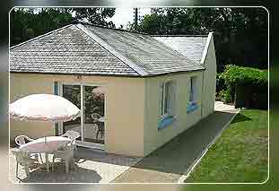 Ferienh�user Bretagne Ferienhaus in Plounevez-Lochrist - Ferienh�user in der Bretagne mit dem Bretagne-Spezialist Vacances Parveau GmbH