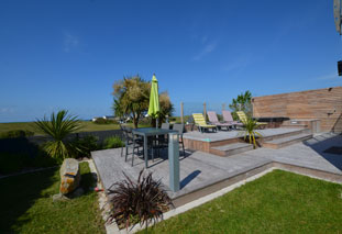 Ferienhaus in  Cléder - Finistère, Terasse